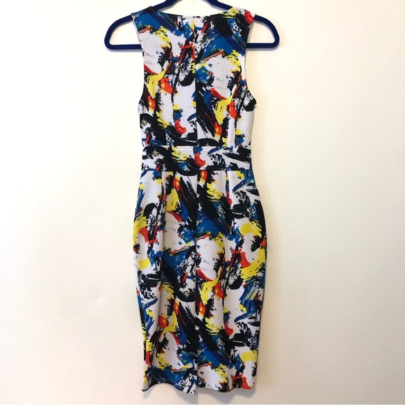 Marilyn Monro Sleeveless Sheath Dress - Picture 10 of 15